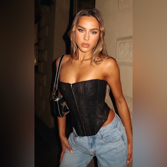 White Fox Boutique Never Ending Secrets Bustier Black Size S NWT - Picture 6 of 7